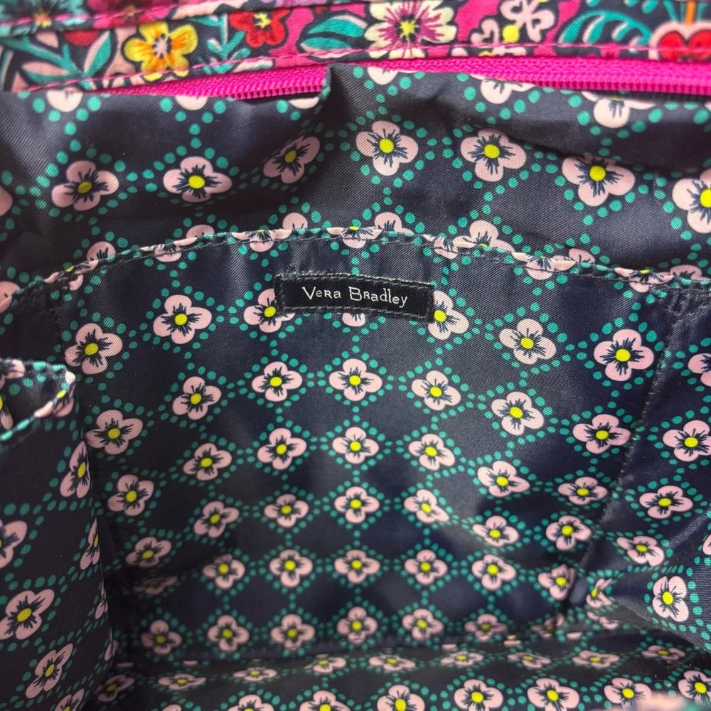 Vera Bradley Pink Iconic Kaleidoscope Rosettes Shoulder Tote Purse,‎ Pockets